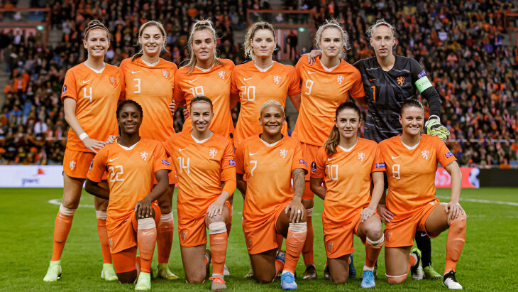 Oranje Leeuwinnen / Finale Oranje Leeuwinnen tegen VS op veel festivals