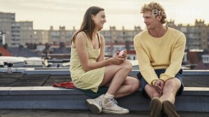 Recensie: Happy Ending is oer-Hollandse komedie vol seks en erotiek