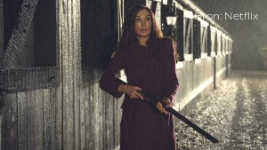 Recensie: Locked In is psychologische thriller met Famke Janssen als valse schoonmoeder