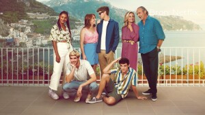 Recensie: Sotto il sole di Amalfi brengt vakantiegevoel op Netflix met kleine liefdes problemen